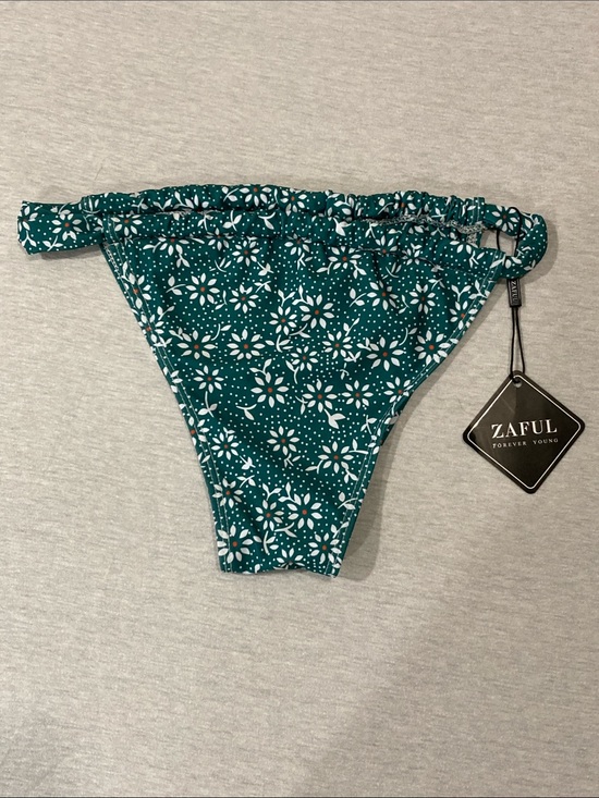 Zaful Other - Zaful Teal Green Floral Bikini Bottom Sz 6 NWT